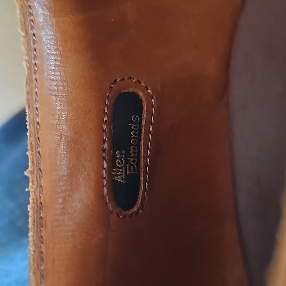 Allen Edmonds - Picture 3 of 9